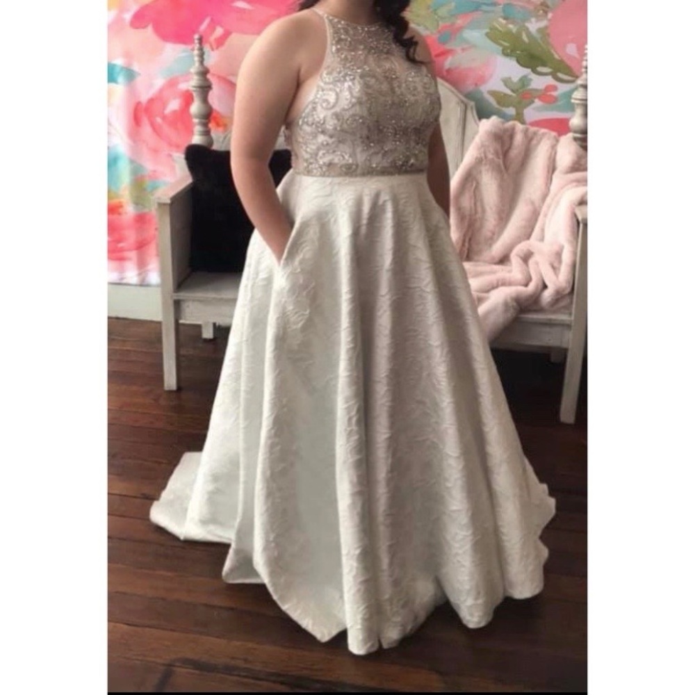 White Prom or Wedding dress